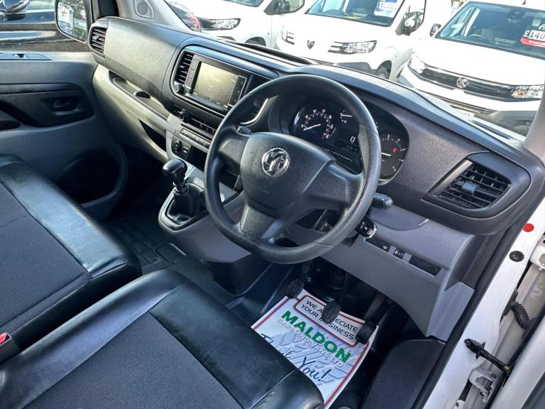 2021 Vauxhall Vivaro 2900 1.5d 100PS Dynamic H1 Van PANEL VAN DIESEL Manual