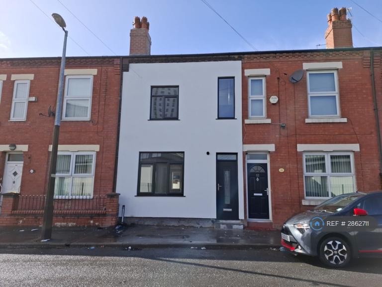 4 bedroom house in Highfield Road, Salford, M6 (4 bed) (#2862711)