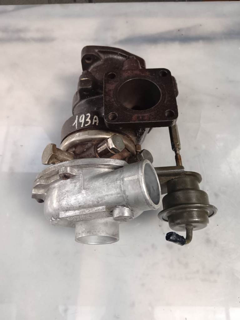 Left Turbocharger Maserati 3200 GT