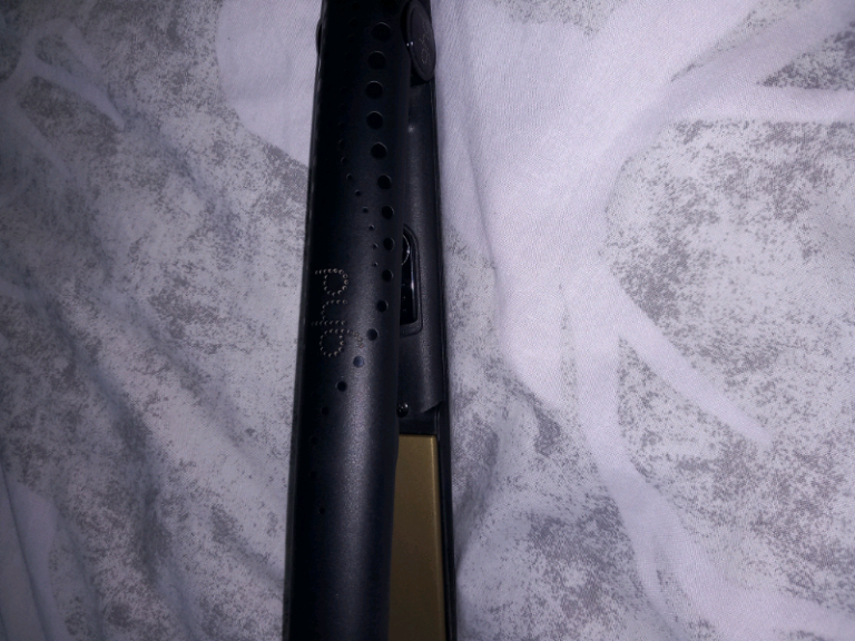 GHD hair straighteners fully working