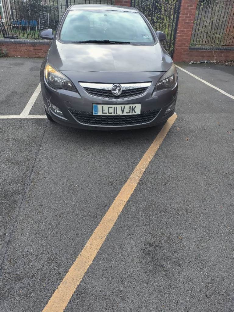 Vauxhall, ASTRA, Hatchback, 2011, Manual, 1398 (cc), 5 doors