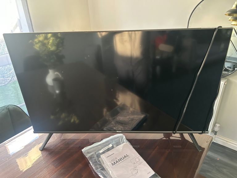 Hisense 40inch smart tv