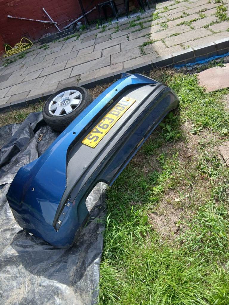 Seat Leon FR rear bumper in blue for 5 model