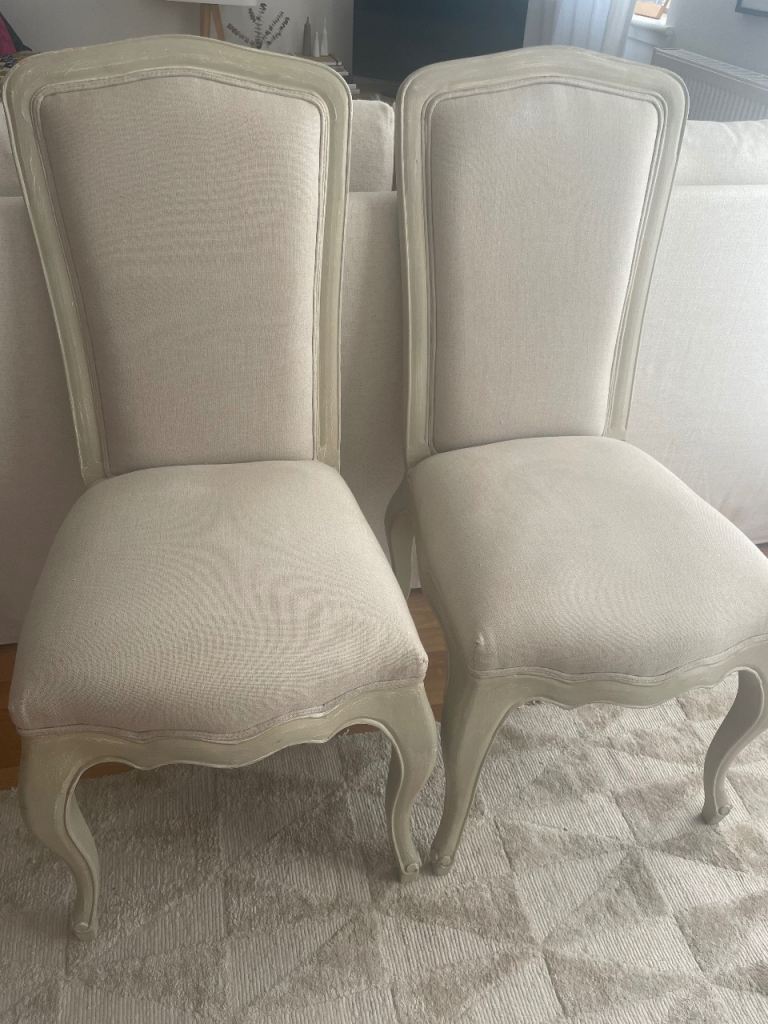 Set of 2 upholstered French style chairs in natural linen