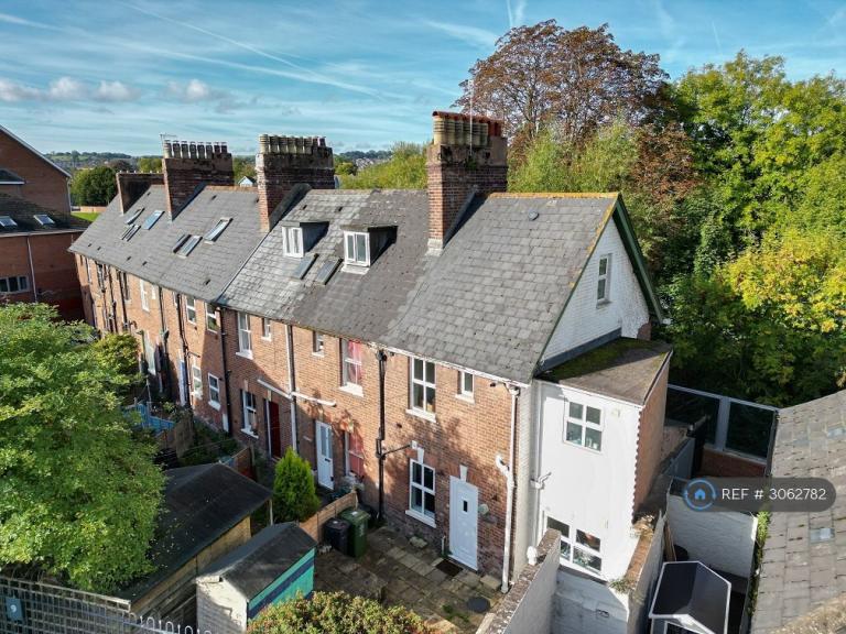 3 bedroom house in Eagle Cottages, Exeter, EX4 (3 bed) (#3062782)