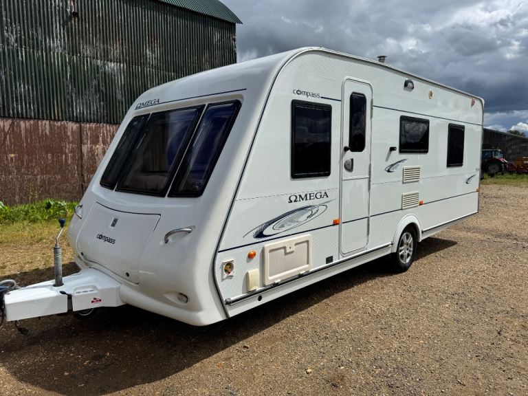 2007 Compass Omega caravan 