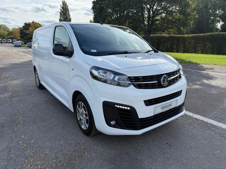2020 VAUXHALL VIVARO 1.5D 2700 100BHP SPORTIVE APPLE CAR PLAY ULEZ EURO 6 SATNAV