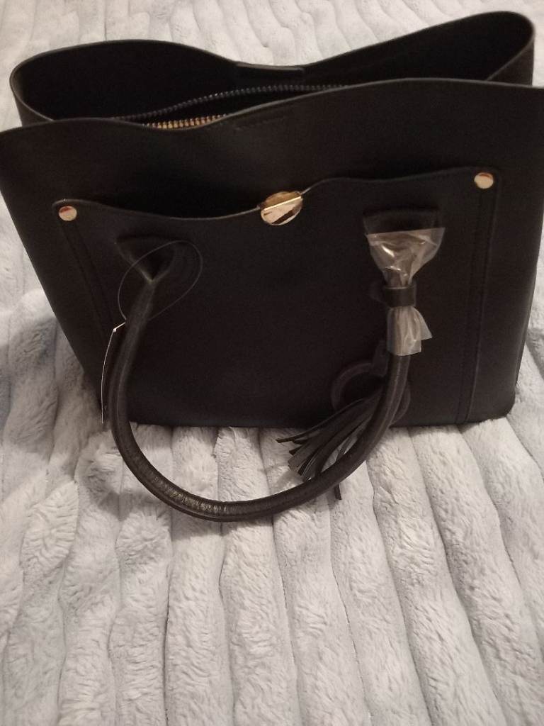 Black Handbag 