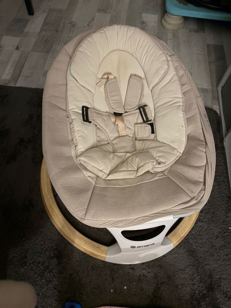 Electric amana baby swing 