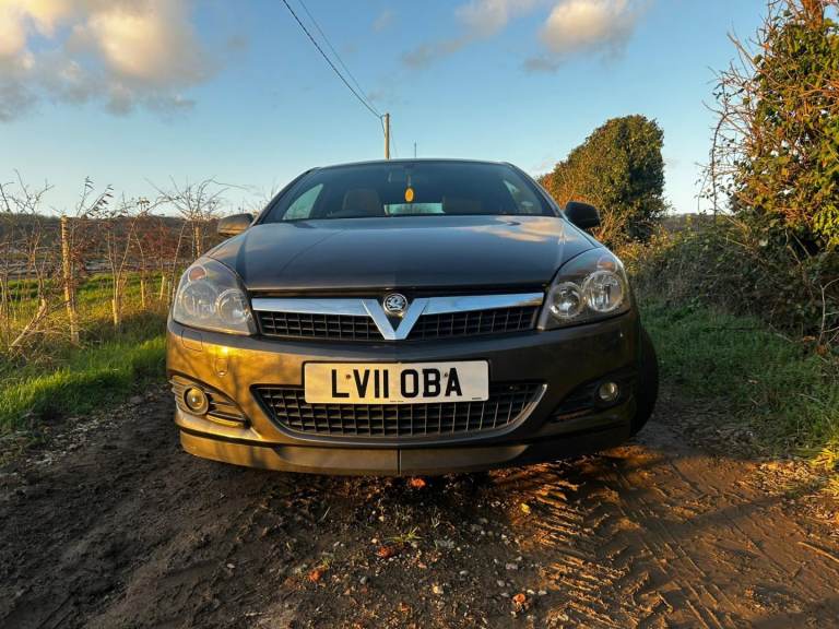 Vauxhall, ASTRA, Hatchback, 2011, Manual, 1598 (cc), 3 doors
