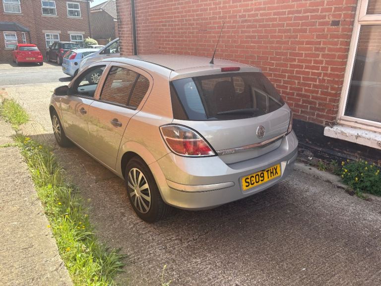 Vauxhall, ASTRA, Hatchback, 2009, Manual, 1598 (cc), 5 doors