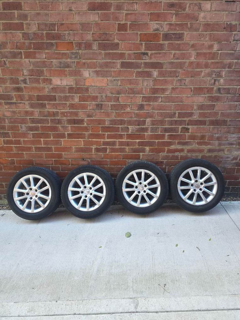 Seat 16inch alloys with all realey good tyres 