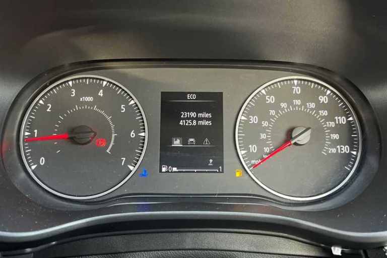 2023 Dacia Sandero 1.0 TCe Expression Hatchback 5dr Petrol Manual Euro 6 (s/s) (90 ps) Hatchback ...