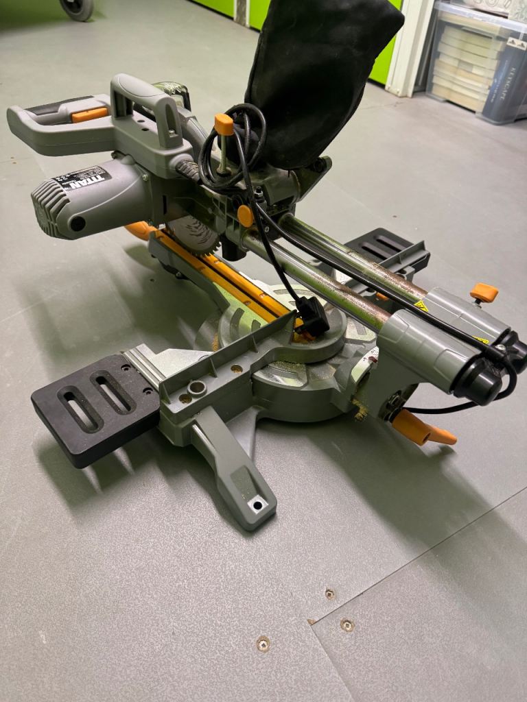 Titan TTB794MSW 210mm Electric Single-Bevel Sliding Mitre Saw 240V