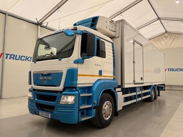 MAN TGS 26.320 6x2 Sleeper Cab Fridge Box