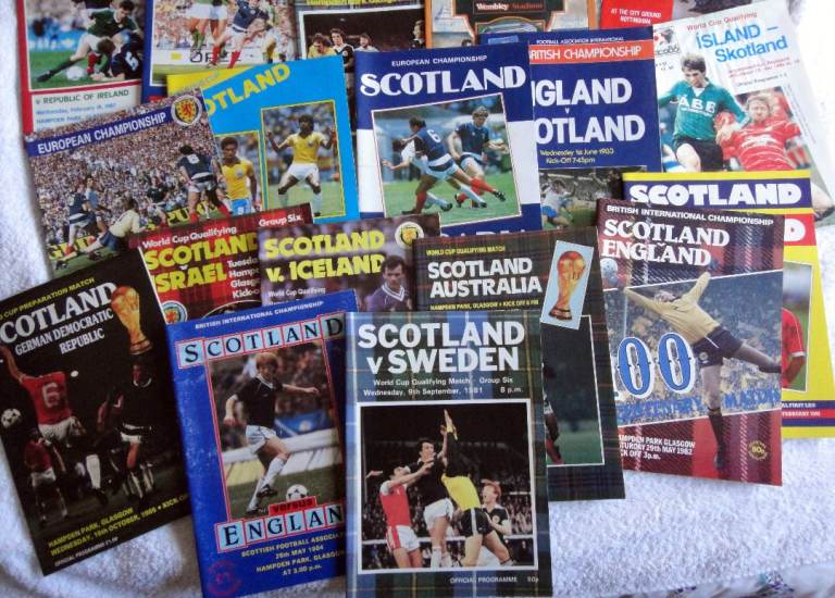Football programmes for sale, Mainly Aberdeen FC some, Scotland, English, 1000s to choose from
