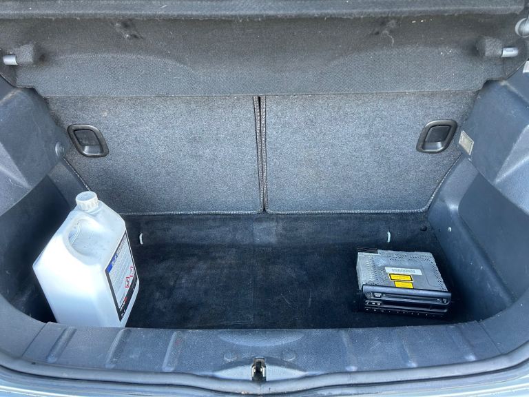 Mini, HATCHBACK, Hatchback, 2003, Semi-Auto, 1598 (cc), 3 doors