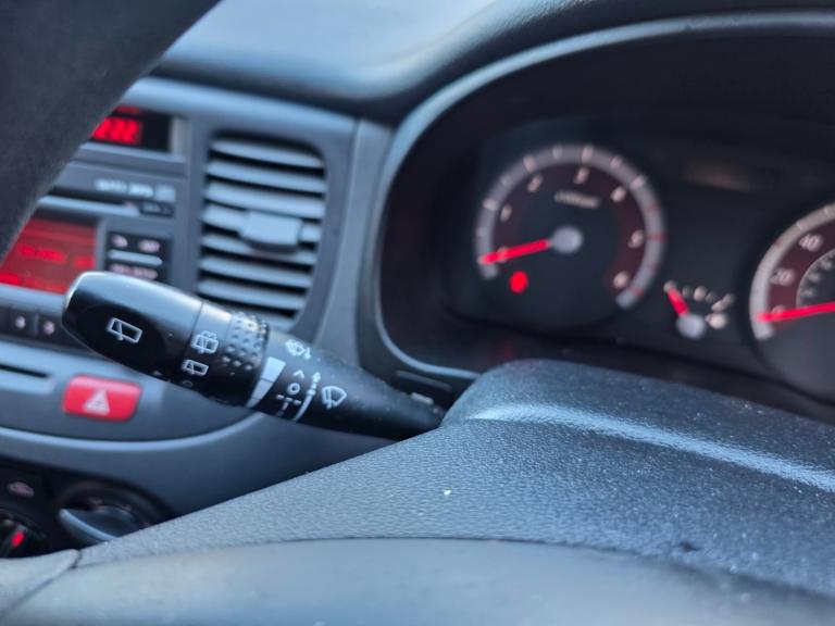 2011 Kia Rio 1.5 CRDi Domino 5dr HATCHBACK Diesel Manual