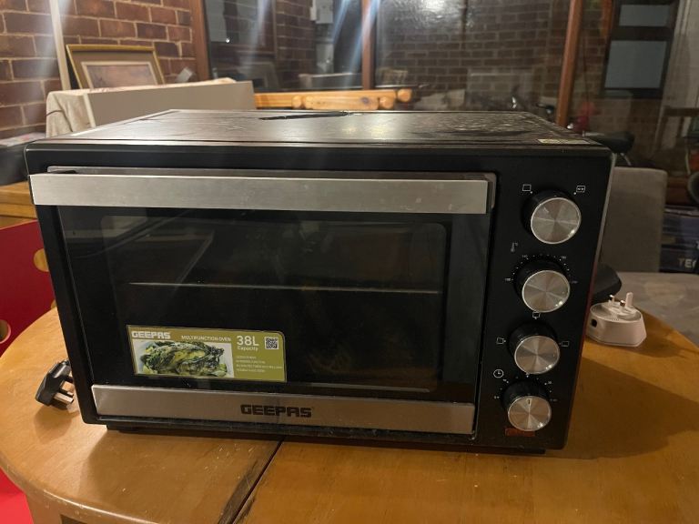 GEEPAS 38L Multifunction Oven (Model GO34046UK)