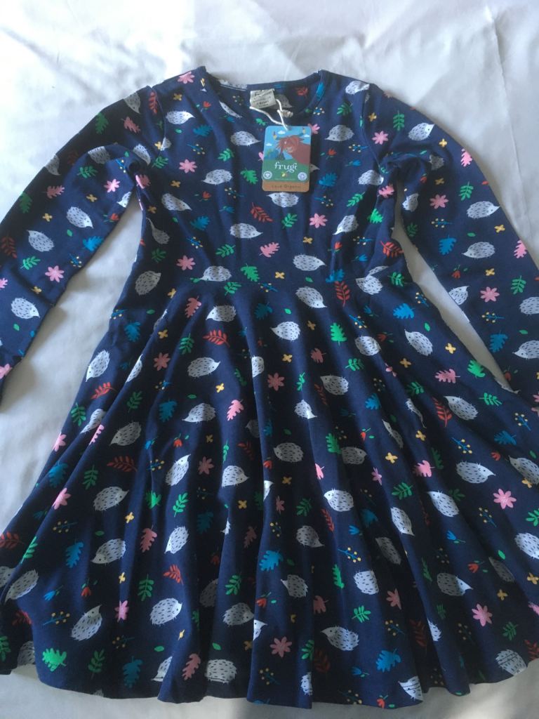 Girls dress, age 7-8
