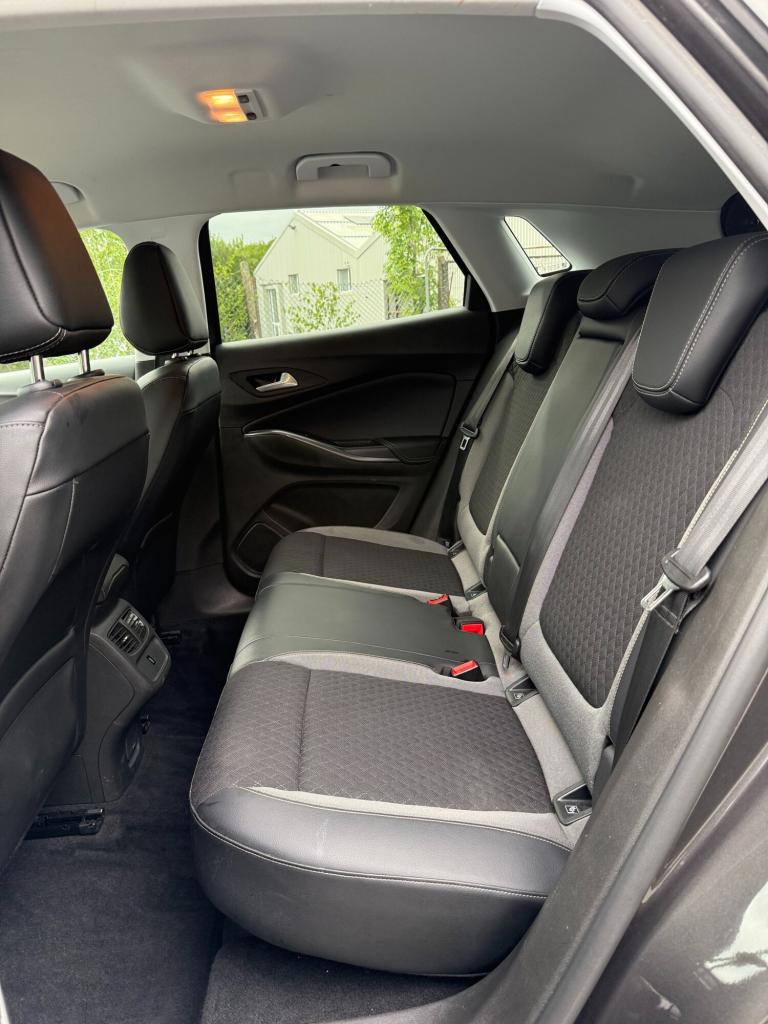 2018 Vauxhall Grandland X 1.5 Turbo D Tech Line Nav 5dr , Euro 6 , No VAT HATCHBACK Diesel Manual