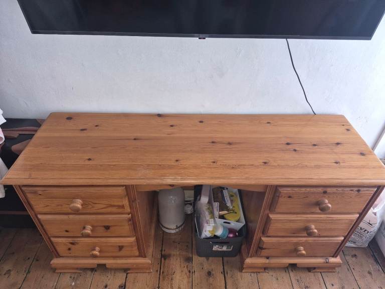 Solid Pine Desk with Drawers – Good Condition