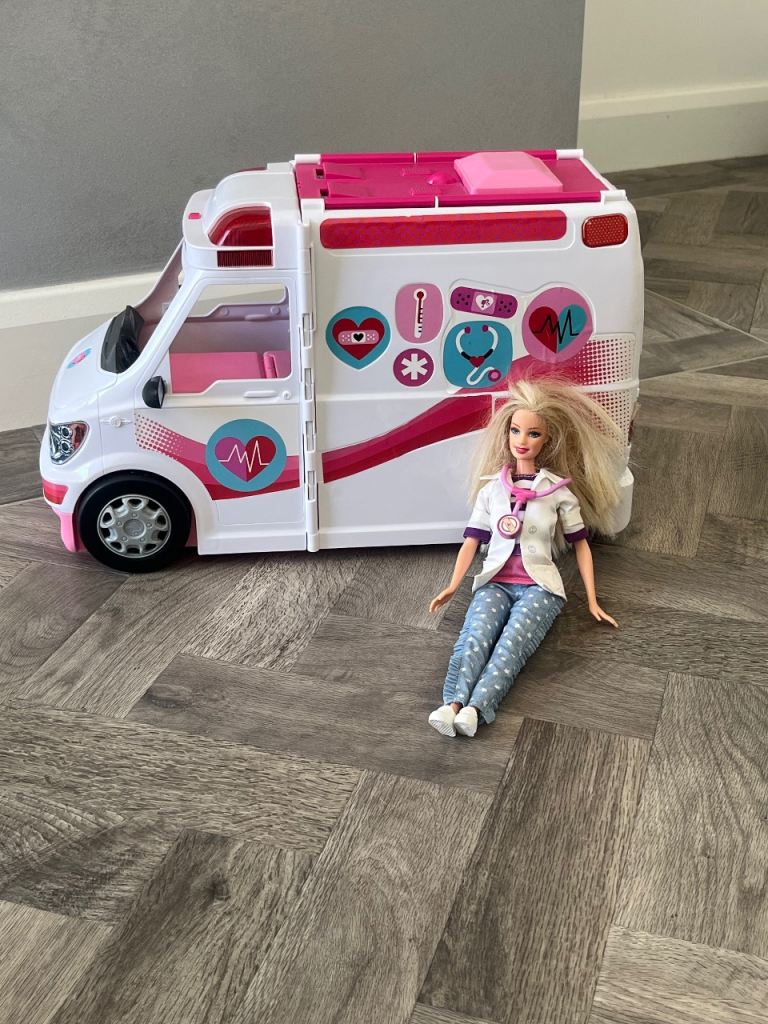 Barbie ambulance 