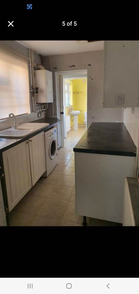 Mr