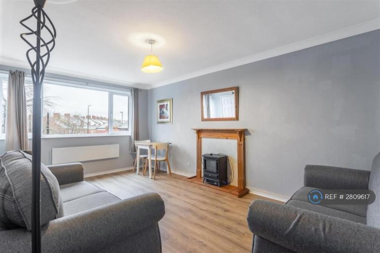 2 bedroom flat in West Jesmond Avenue, Newcastle Upon Tyne, NE2 (2 bed) (#2809617)