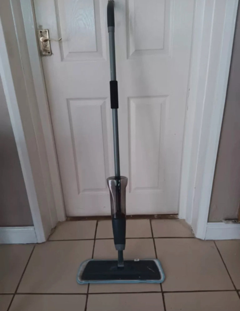 Used floor mop