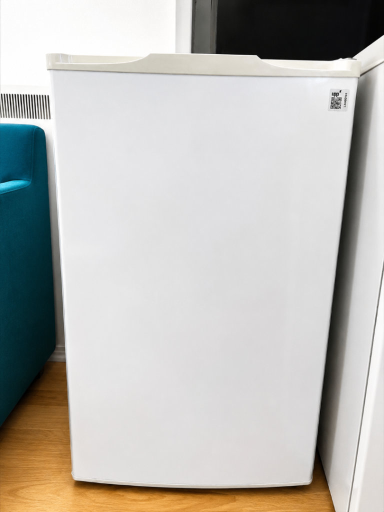 White Freestanding Freezer – Good Condition