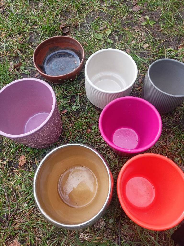 Selection of Plant Pots – Various Colours & Sizes and OTHER ITEMS