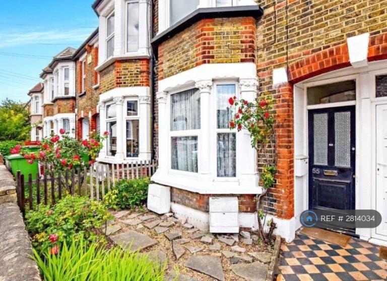 1 bedroom flat in Hawthorn Road, Bexleyheath, DA6 (1 bed) (#2814034)