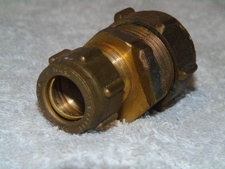 22mm to 15mm OFFSET Reducing Straight Compression Fitting with Comp. Rings