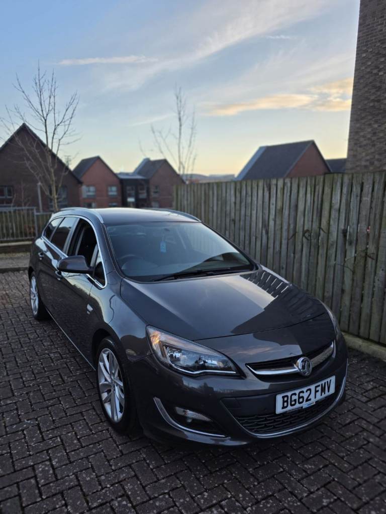 Vauxhall, ASTRA, Estate, 2012, Manual, 1598 (cc), 5 doors