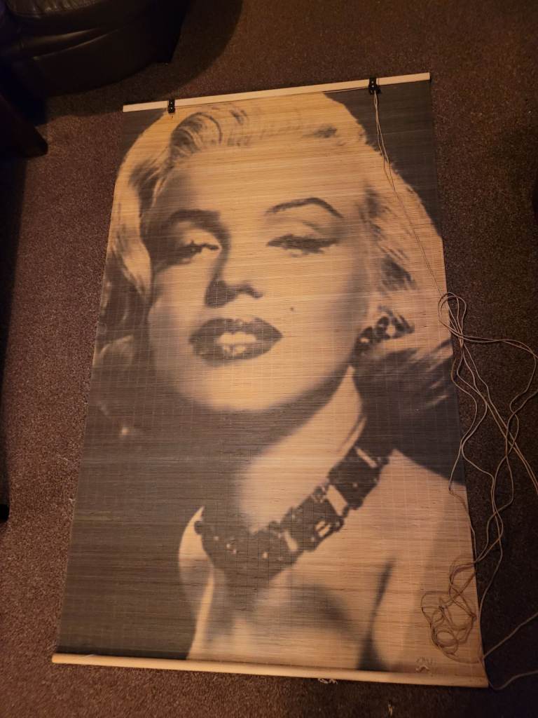 Marilyn Monroe collection image Blind.