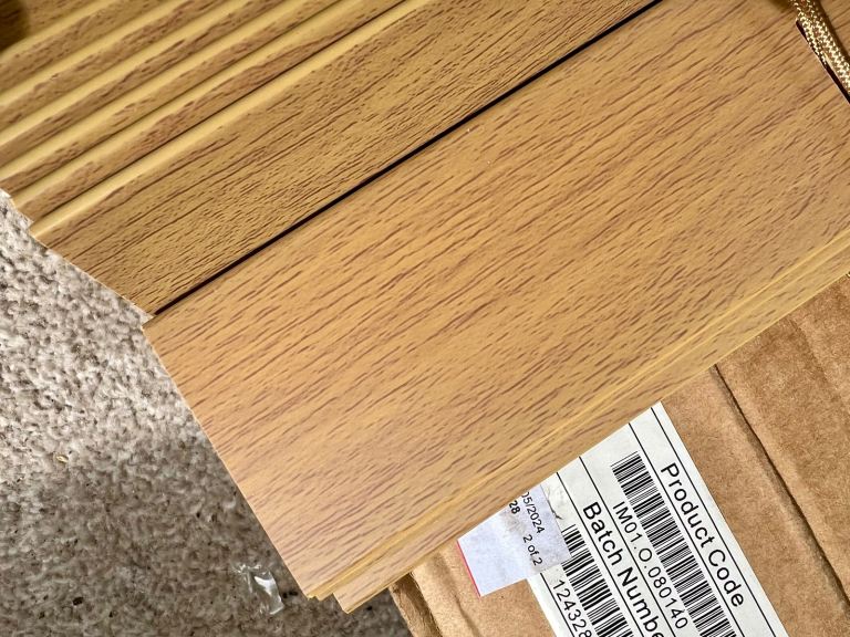 Oak faux wood Venetian blind - brand new