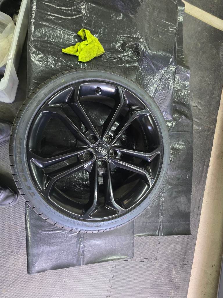 5x2 - spoke design absolute black x19' alloy wheel 8j x 19' offset 55 235.35 19'