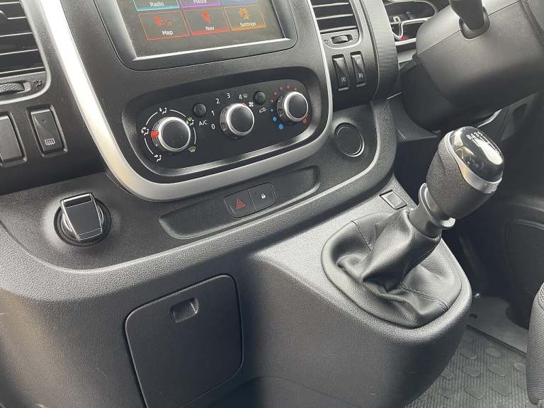 2021 Renault Trafic SL30 ENERGY dCi 120 Business Van PANEL VAN DIESEL Manual