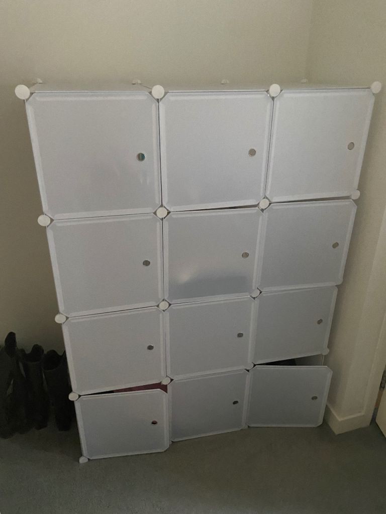 White Modular Storage Unit Wardrobe – Great Condition