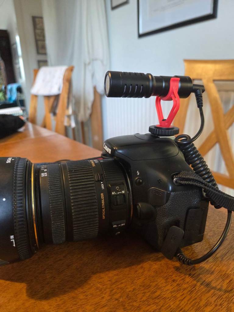 Movo DSLR Video Microphone - Compact & Effective