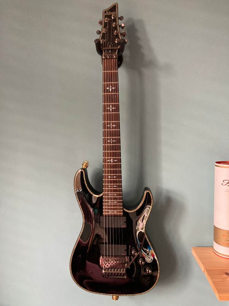 Schecter Hellraiser 7 String