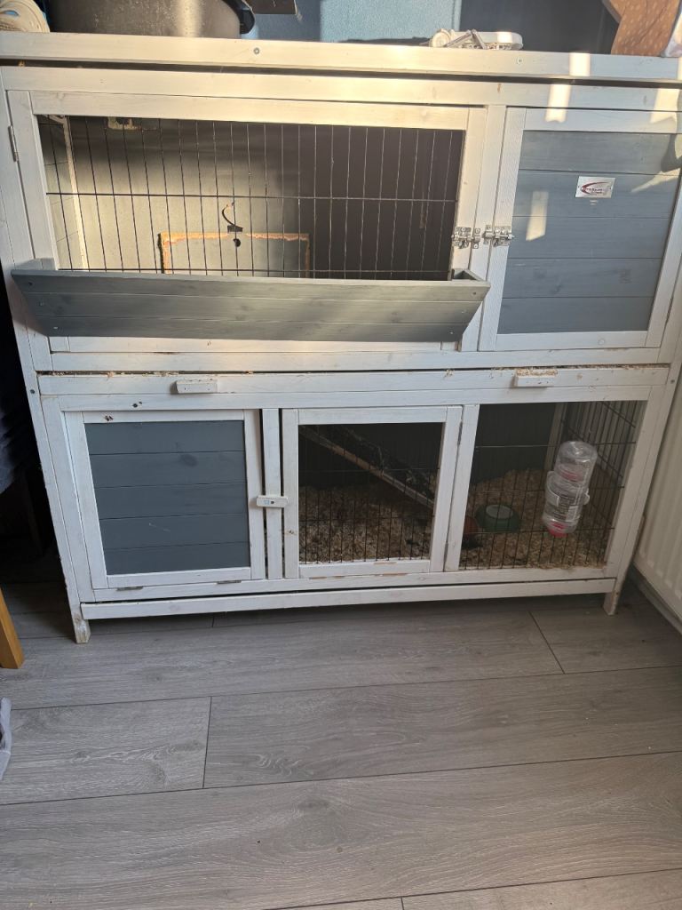 2 story rabbit hutch 