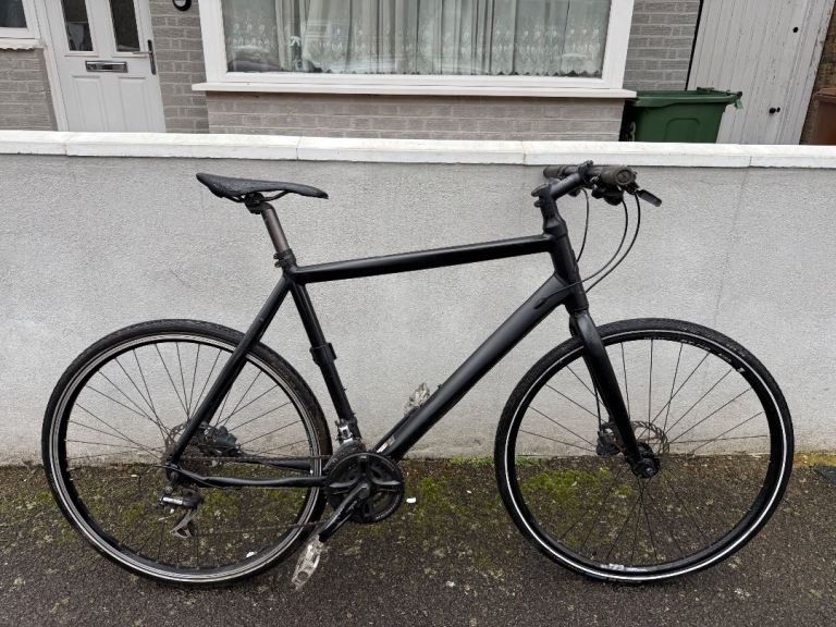 Cannondale Hybrid Bike All Black 