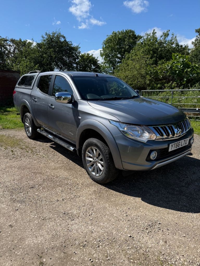 Mitsubishi, L200, Pick Up, 2016, Manual, 2442 (cc)