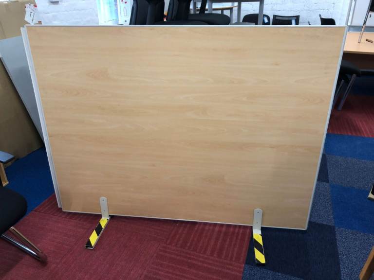 Preowned 1200Hx1600W Floorstanding Screens - £50+VAT