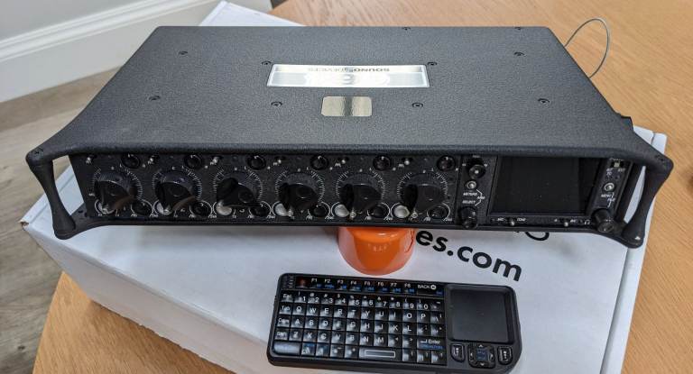 Sound Devices 664 Location Mixer/Recorder + Accessories