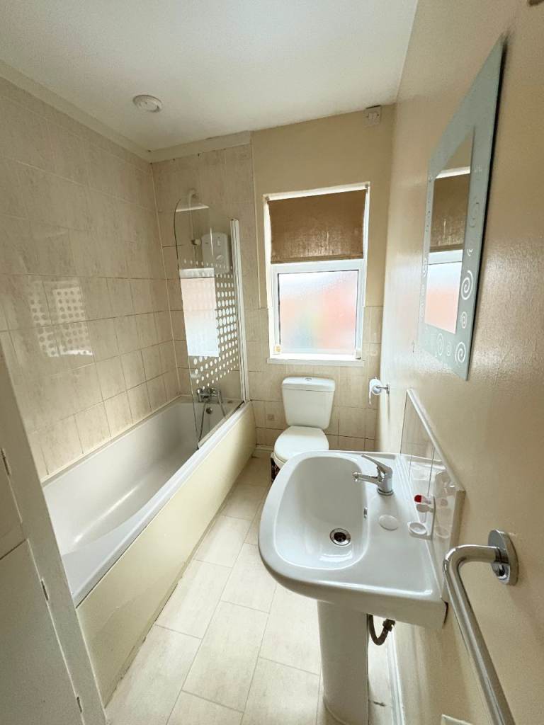 🏡 2 Bedroom House for Rent – Mansfield 