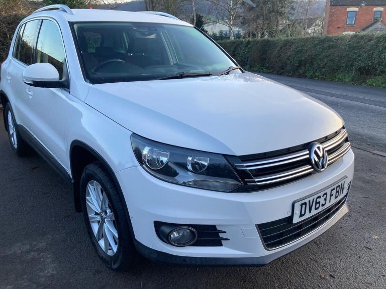 2013 Volkswagen Tiguan 2.0 TDI BlueMotion Tech SE 4WD Euro 5 (s/s) 5dr ESTATE Diesel Manual