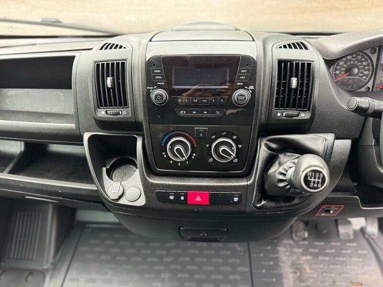 2019 Citroen Relay BlueHDi 35 Plus Luton Diesel Manual